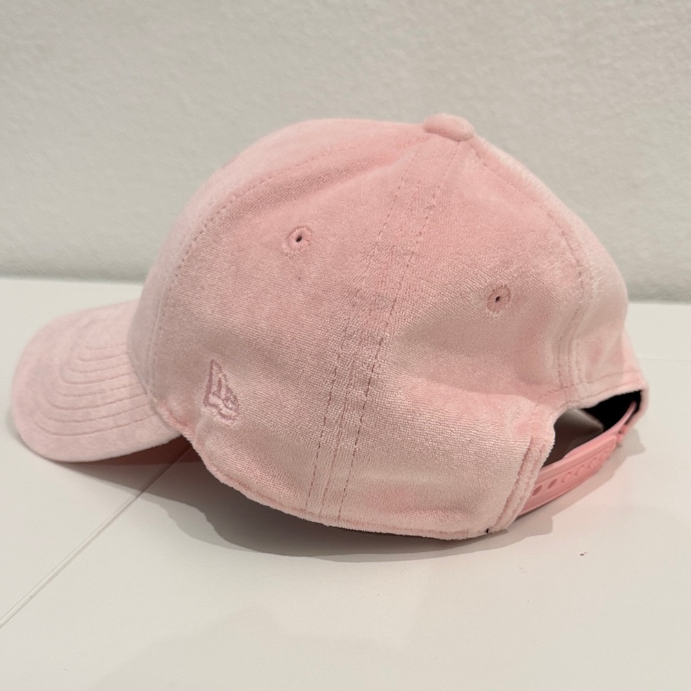 Pink Velour LA Dodgers Baseball Cap | NWT - Picture 2 of 3